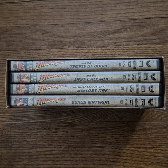Indiana Jones DVD Collection - Picture 2 of 6